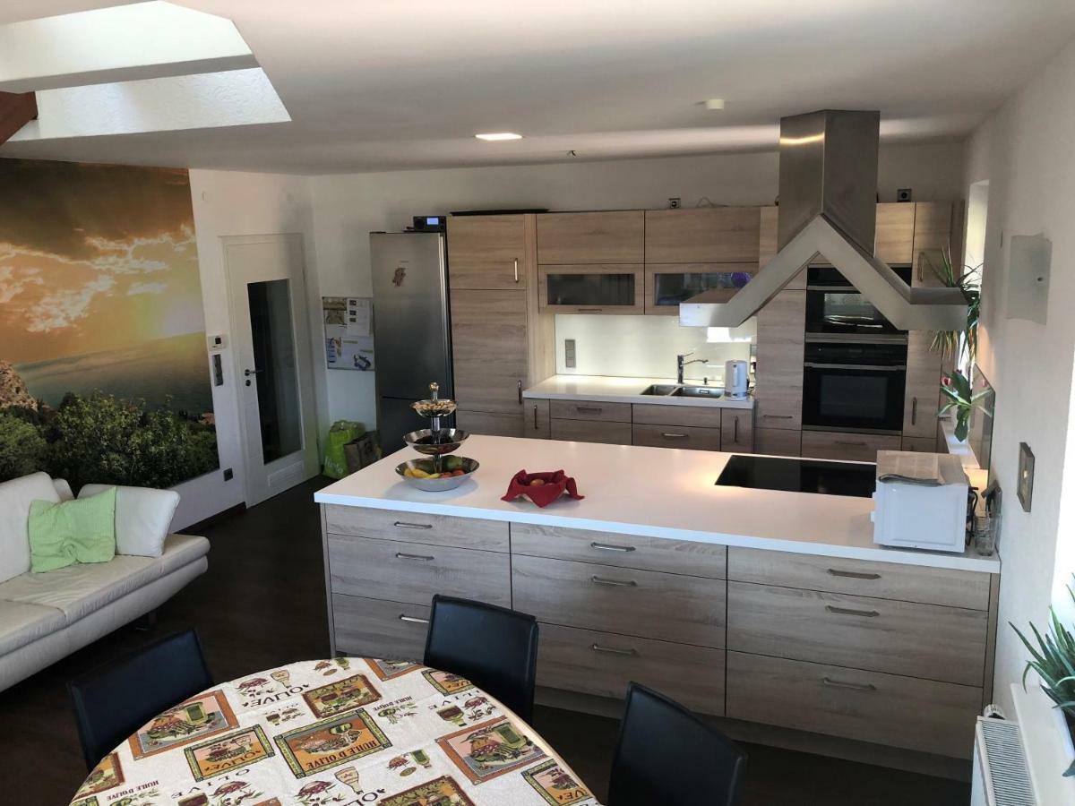 Calm Spacy Room, Own Modern Bath, Near Center, To 1 Person Or A Couple - Not Suitable For Craftsmen, Not Accepted - Privatly Rented Nürnberg Exterior foto