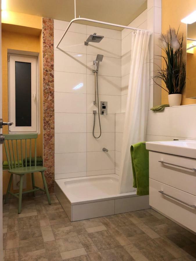 Calm Spacy Room, Own Modern Bath, Near Center, To 1 Person Or A Couple - Not Suitable For Craftsmen, Not Accepted - Privatly Rented Nürnberg Exterior foto