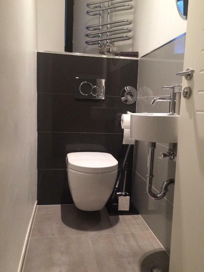 Calm Spacy Room, Own Modern Bath, Near Center, To 1 Person Or A Couple - Not Suitable For Craftsmen, Not Accepted - Privatly Rented Nürnberg Exterior foto